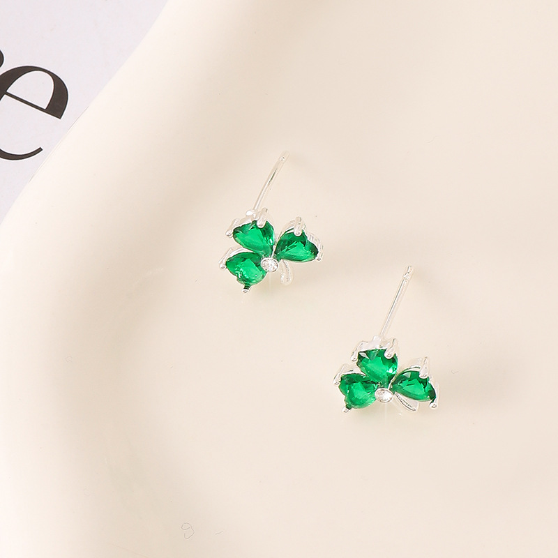 All-matching Women's Crystal Stylish Flower Earrings - Image 2