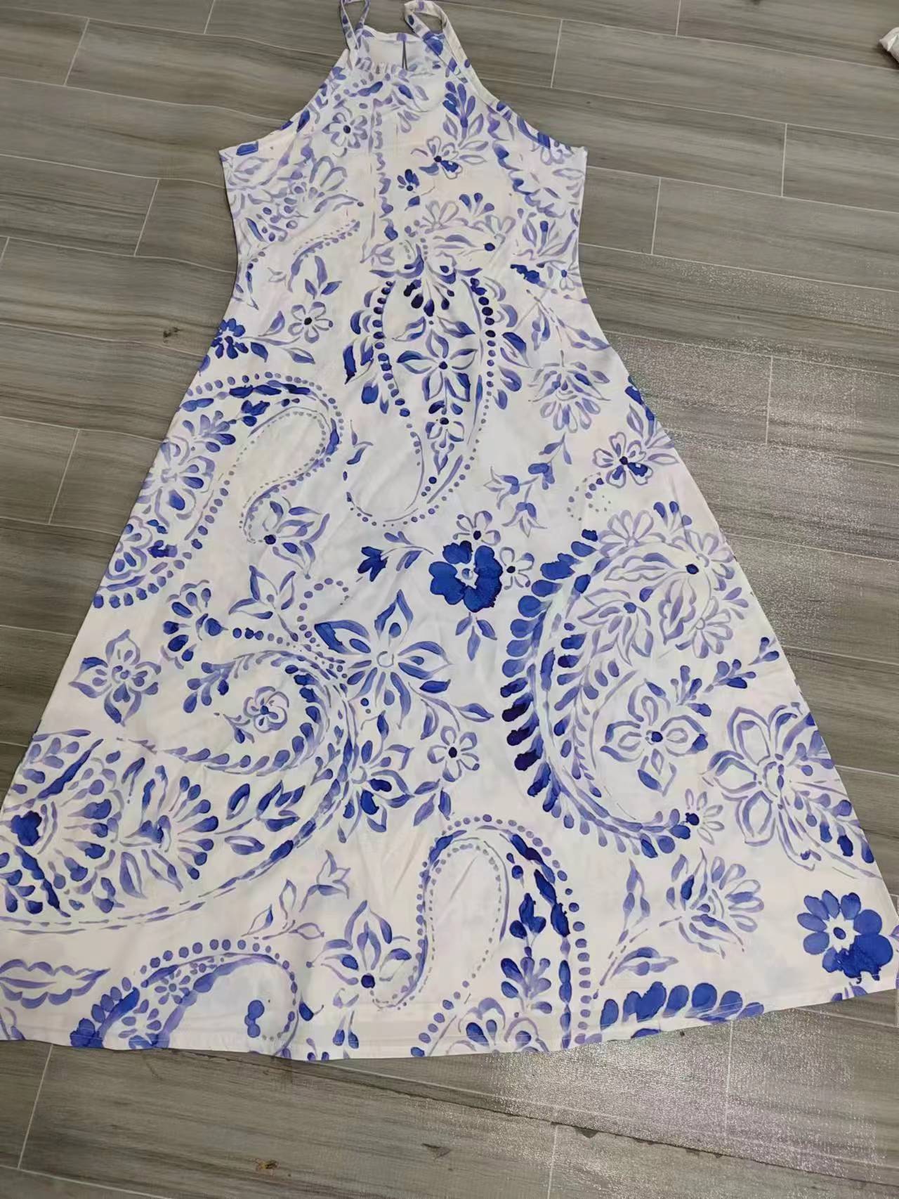 Sleeveless Female Dress Blue And White Porcelain - Image 2