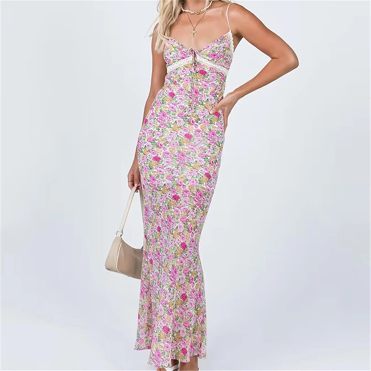 European And American Ins Blogger V-neck Lace Floral Slip Dress - Image 2