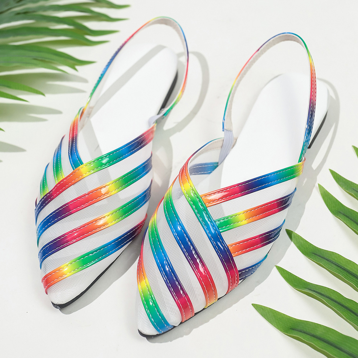 New Flat-bottomed Mesh Hollow-out Closed-toe Sandals - Image 8