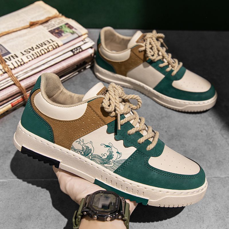Spring New Men's Sports Flat-Soled Sneakers - Image 4